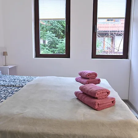 White Peaks 1br By Si *