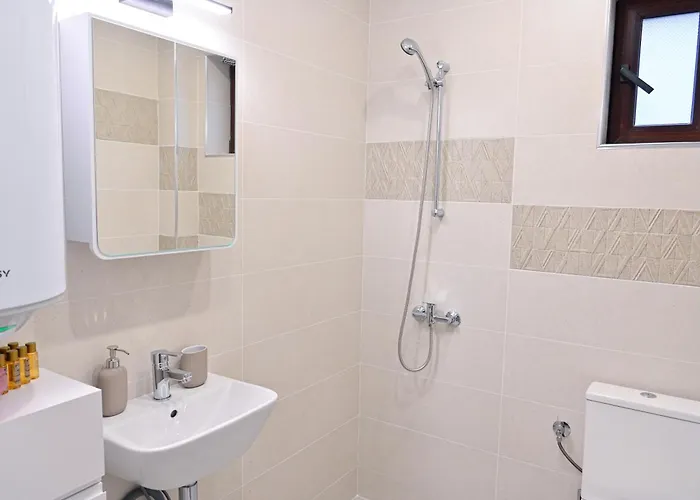 White Peaks 1br By Si * Banszko